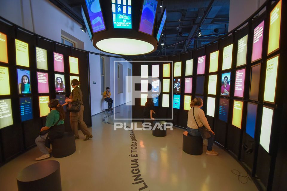Exposição Fala Falar Falares no Museu da Língua Portuguesa