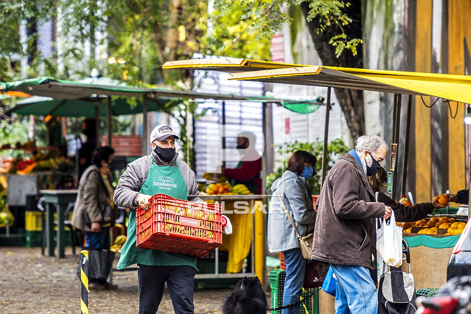 Barracas da Feira Ecológica da Auxiliadora - bairro Auxiliadora - 