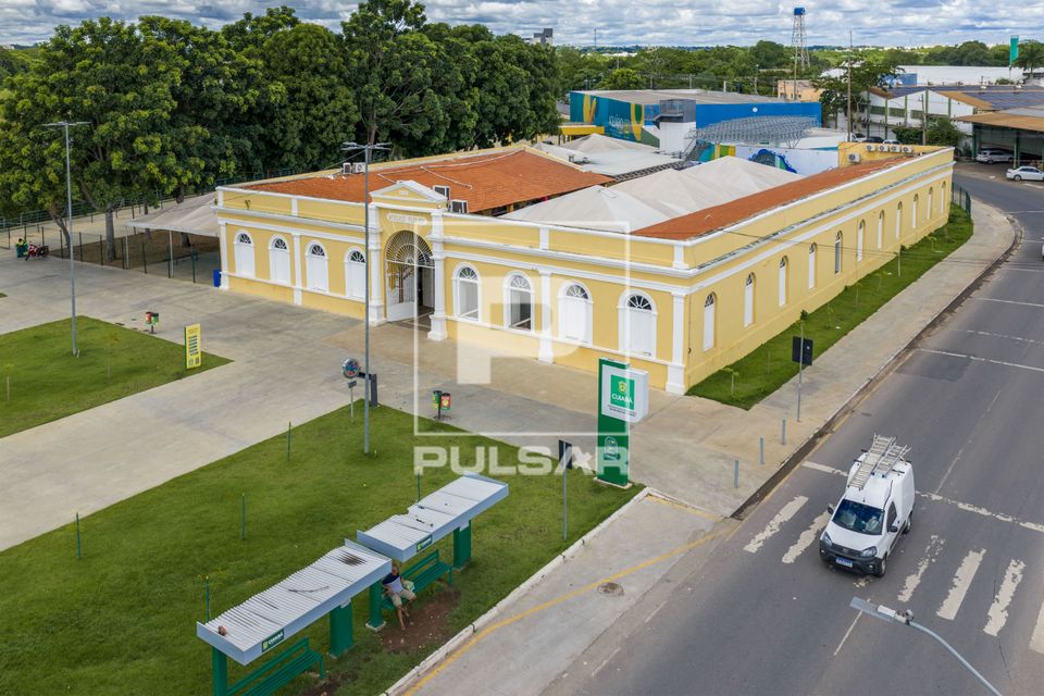 Vista de drone da fachada do Museu do Rio Cuiabá Hid Alfredo Scaff - antigo Mercado do Peixe - Bairro Porto