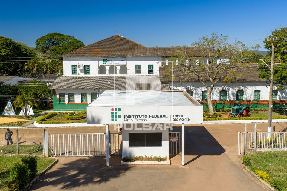 Vista de drone do Campus São Vicente do Instituto Federal de Educação Ciência e Tecnologia do Mato Grosso