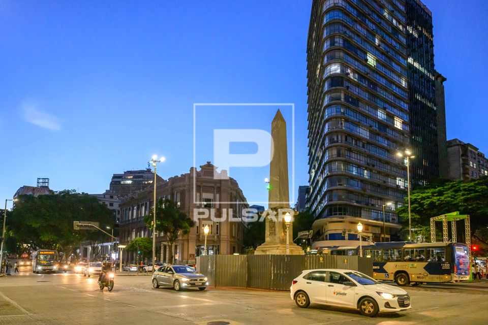 Obelisco conhecido como Pirulito na Praça Sete de Setembro - marco do centenário da Independência