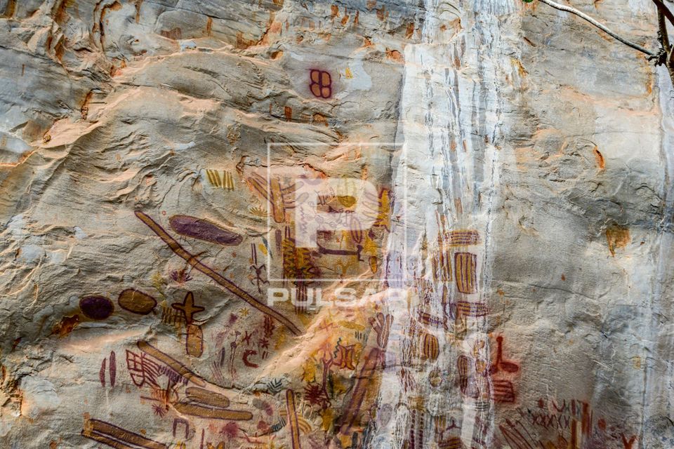 Pinturas rupestres na Lapa dos Desenhos - Parque Nacional Cavernas do Peruaçu - Mosaico Sertão Veredas-Perua