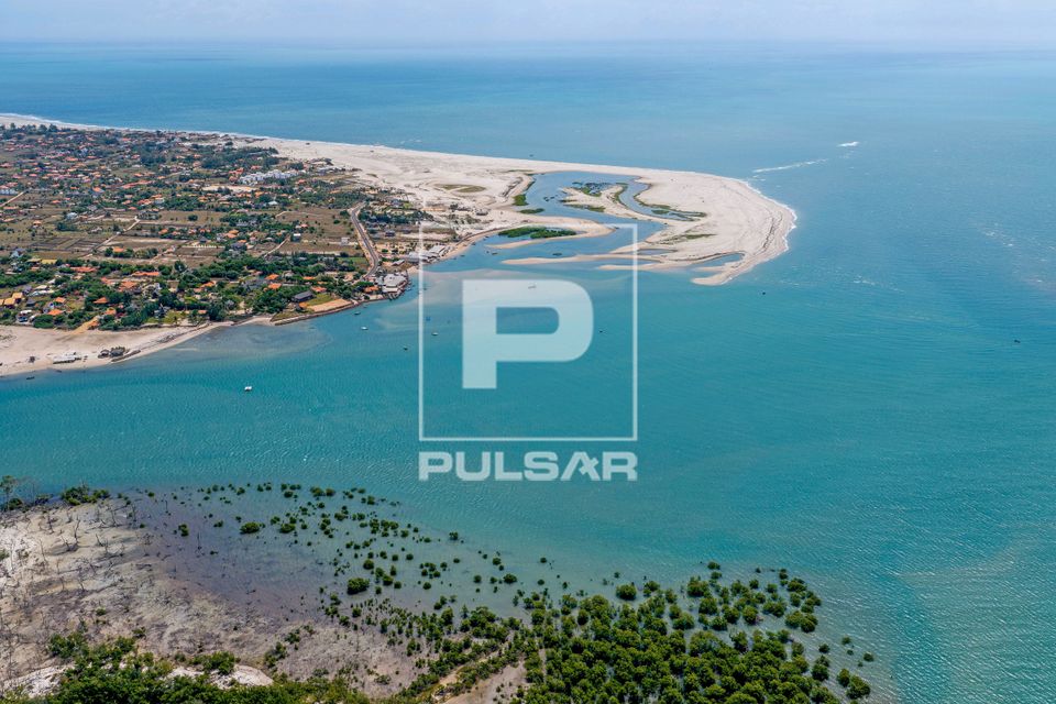 Praia de Macapá na foz do Rio Camurupim - APA Área de Proteção Ambiental do Delta do Parnaíba