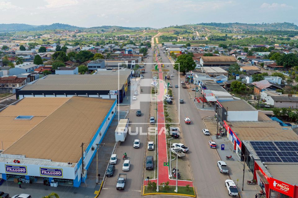  Vista de drone da cidade