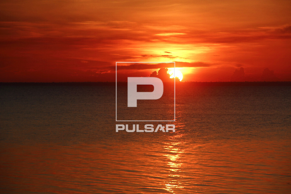 Paisagem do pôr do sol na Ponta do Muretá - Alter do Chão - 