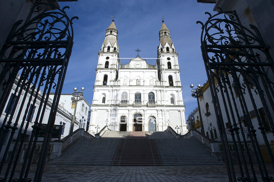 Catedral Metropolitana de Porto Alegre - Paróquia Nossa Senhora Mãe de Deus - Projeto do arquiteto italiano 
