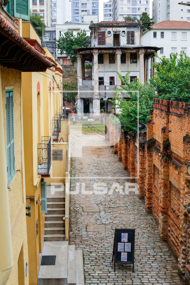 Centro Cultural da Vila Itororó - conjunto arquitetônico de 1922 em processo de restauração 