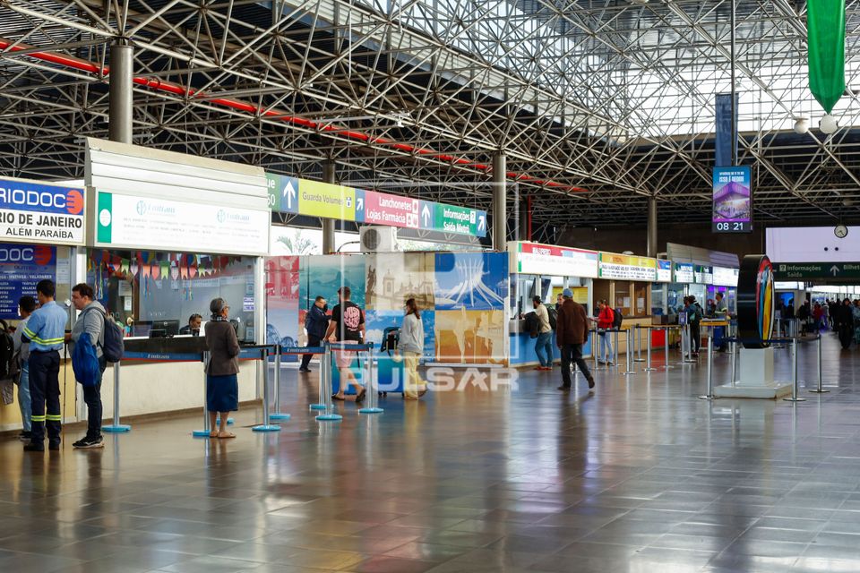 Movimentação e passageiros no Terminal Rodoviário Tietê - bairro de Santana
