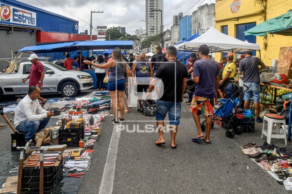 Feira do rolo na Feira da Prata - bairro da Prata