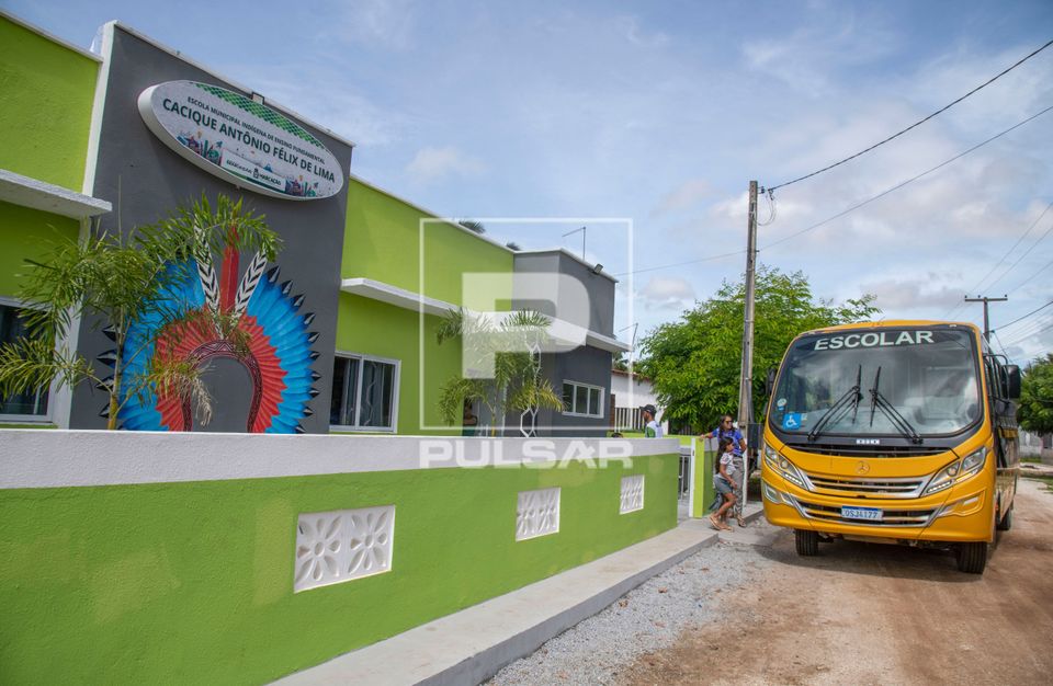 Escola Municipal Indígena de Ensino Fundamental Cacique Antônio Felix de Lima na Aldeia Tramataia da etnia P