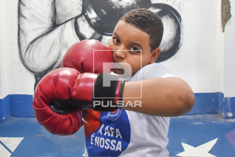 Retrato de menino treinando boxe - Projeto AFA Augêncio Félix de Almeida 