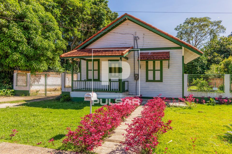 Casa em estilo americano construída pela Companhia Ford na década de 1930 - Vila Mensalista