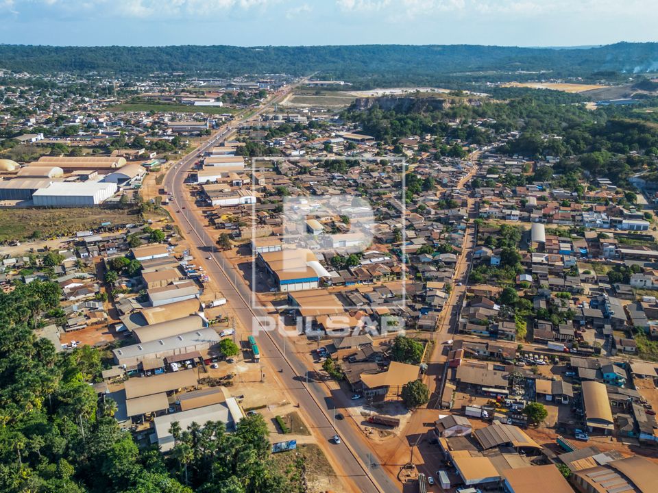 Vista de drone do Bairro da Matinha às margens da Rodovia Santarém-Cuiabá - Rodovia BR-163