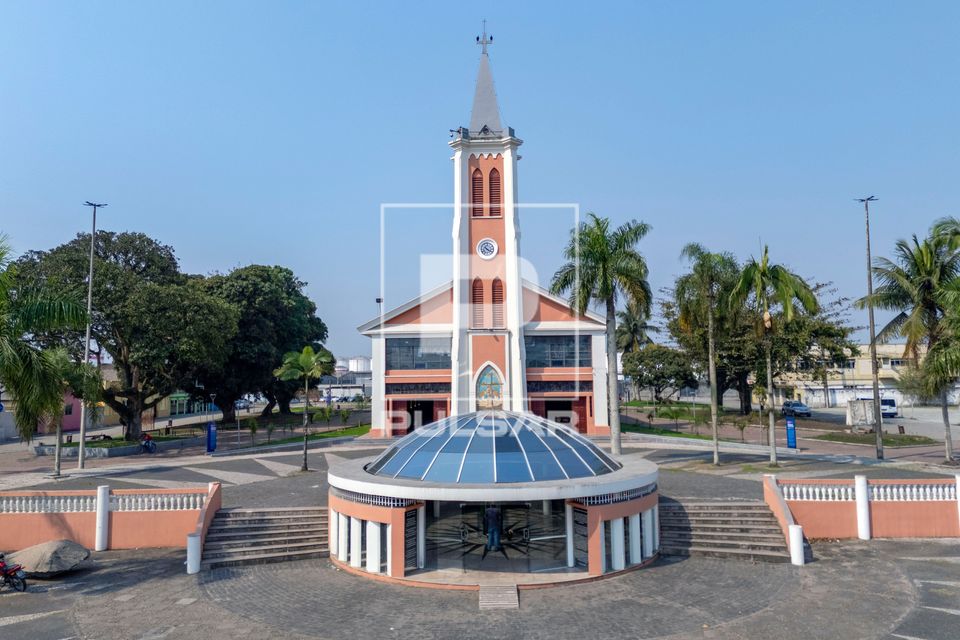 Vista de drone do Santuário Estadual Nossa Senhora do Rocio - projeto de Alfredo Andersen - Praça da Fé - b