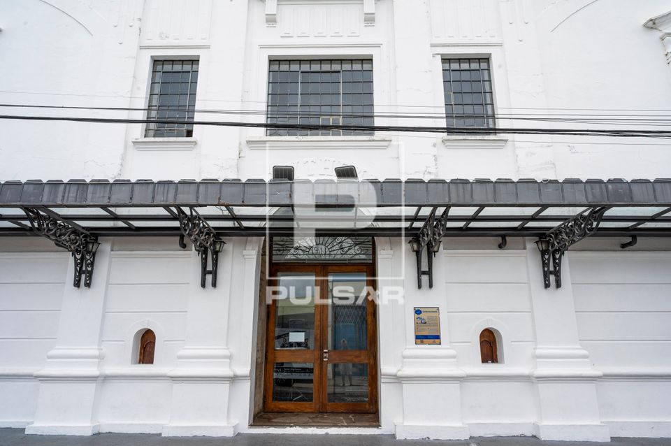 Fachada do Teatro Polytheama