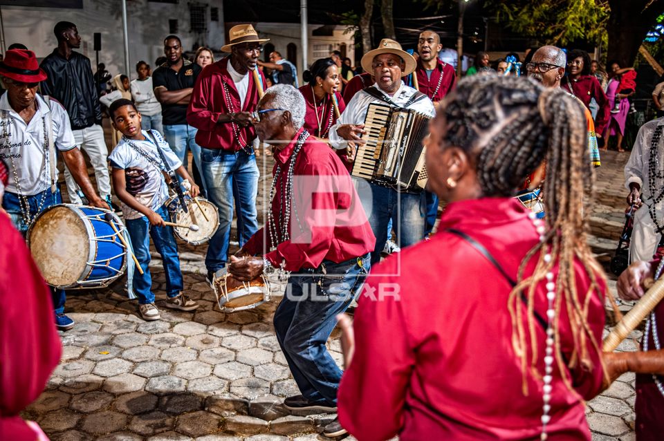 Festa do Reinado de Nossa Senhora do Rosário - grupo Catopé N . Sra. do Rosário - festa da elevação das b