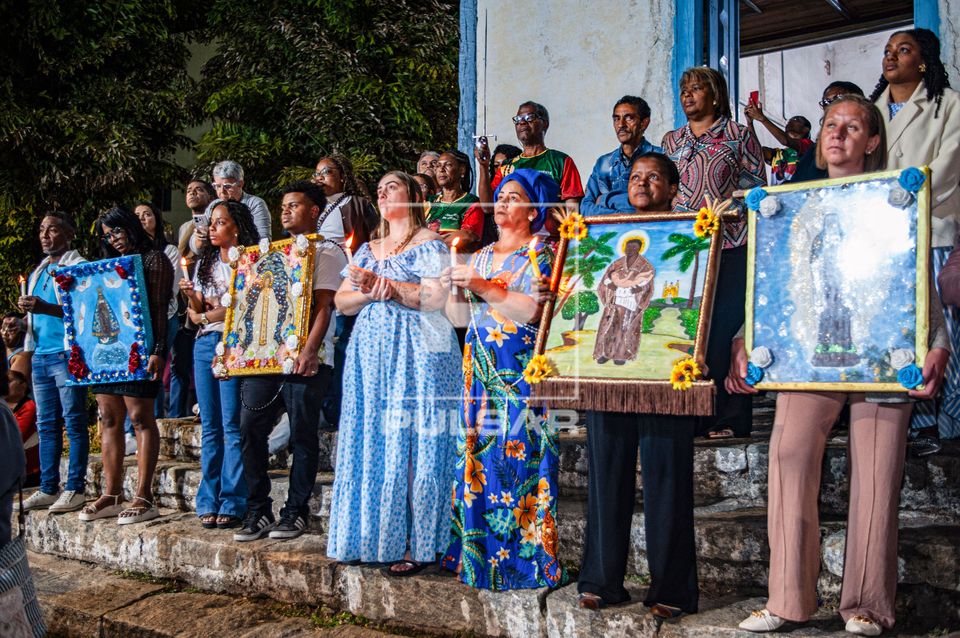 Reinado de Nossa Senhora do Rosário - festa de elevação das bandeiras de Nossa Senhora do Rosário , N. Sra