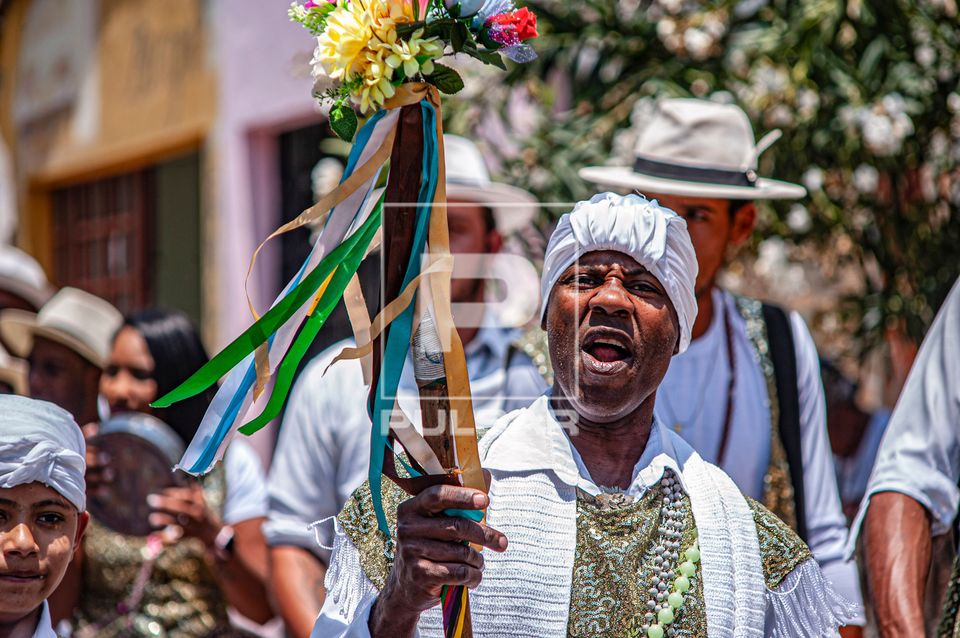 Reinado de Nossa Senhora do Rosário - Festa de N. Sra. do Rosário e N. Sra. das Mercês - grupo Moçambique 