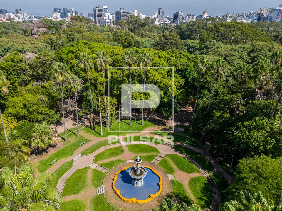 Vista de drone da fonte francesa no Parque Farroupilha mais conhecido como Redenção - Bairro Cidade Baixa