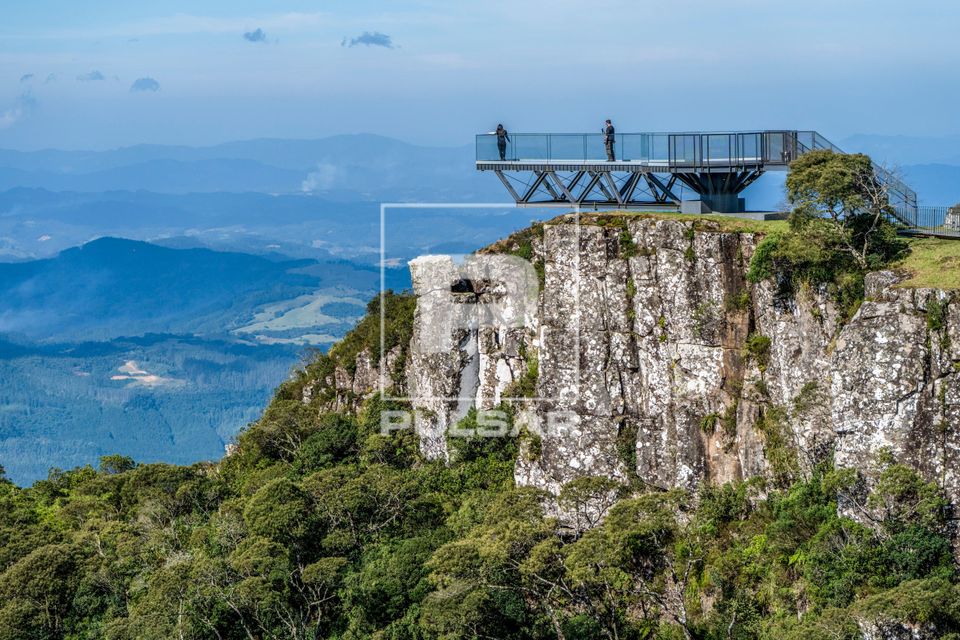 Mirante no Parque Altos da Serra do Corvo Branco