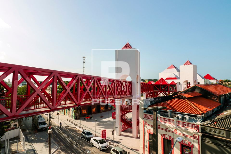 Ponte sobre o Espaço Rogaciano Leite Filho no Centro Dragão do Mar de Arte e Cultura
