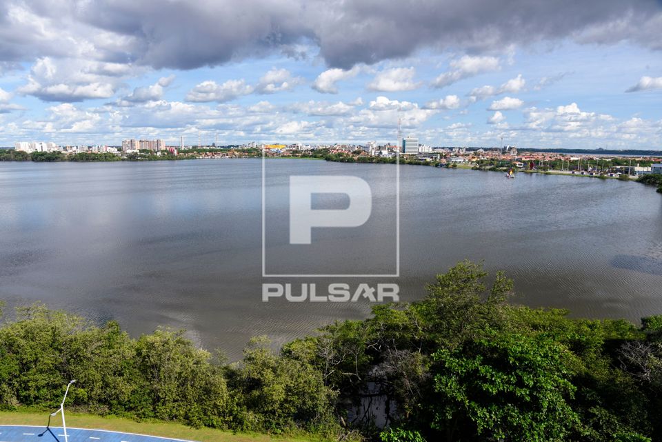 Vista de cima do Parque Ecológico da Lagoa da Jansen - bairro Ponta D'Areia