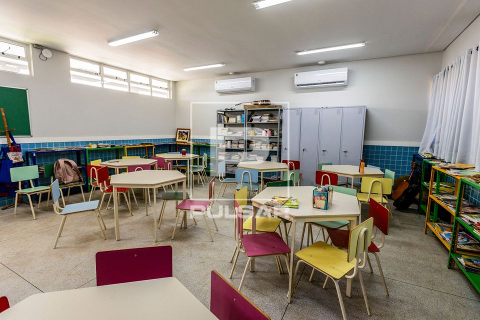 Biblioteca da Escola Municipal Campo - Trabalho e Saber no Assentamento Eli Vive - MST Movimento dos Trabalhad
