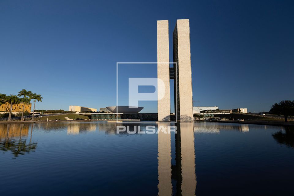 Palácio do Congresso Nacional - sistema bicameral - Senado Federal e Câmara dos Deputados - projeto Oscar Ni