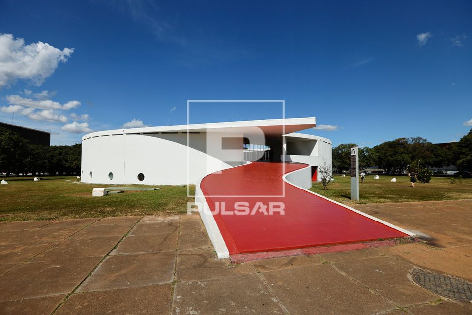 Memorial dos Povos Indígenas - projeto de Oscar Niemeyer em forma espiral em alusão a maloca dos índios Yan
