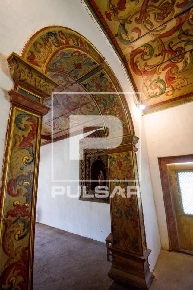 Casa Grande e Capela Santo Antônio no Sítio Santo Antônio - construído em 1681 pelo sertanista Fernão Pae