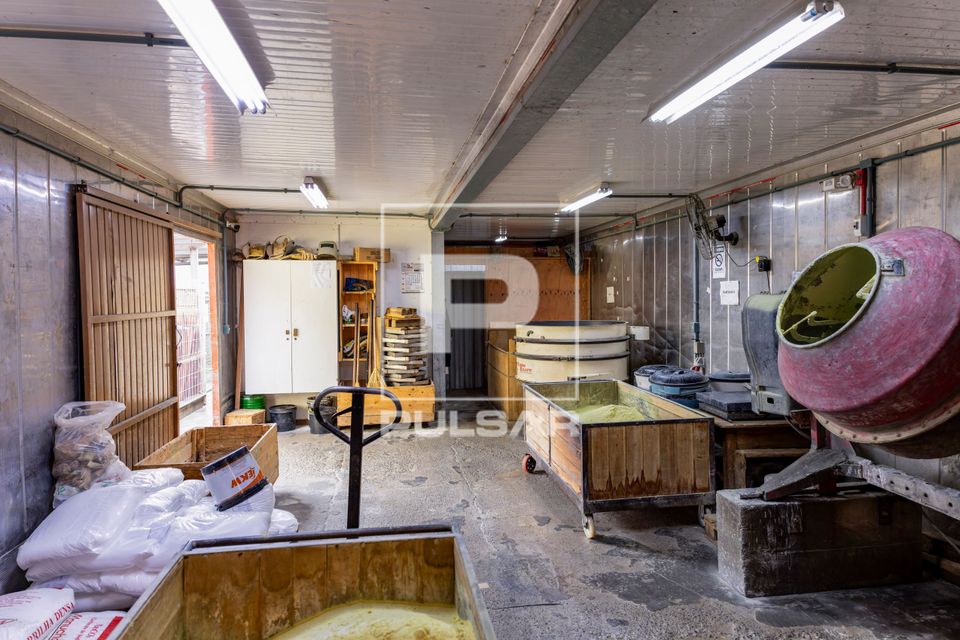 Produtos químicos e areia de quartzo de alta pureza - sílica - matéria-prima na fabricação de utensílios