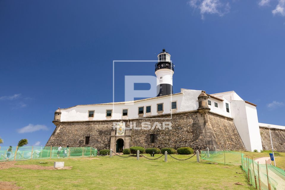 Farol da Barra no Forte de Santo Antônio da Barra sede do Museu Náutico da Bahia - bairro Barra