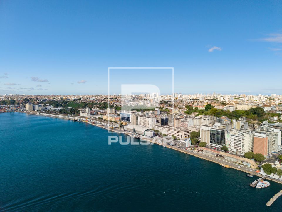 Terminal Marítimo de Passageiros do Porto Organizado de Salvador e à direita Doca 1 Polo de Economia Criativ