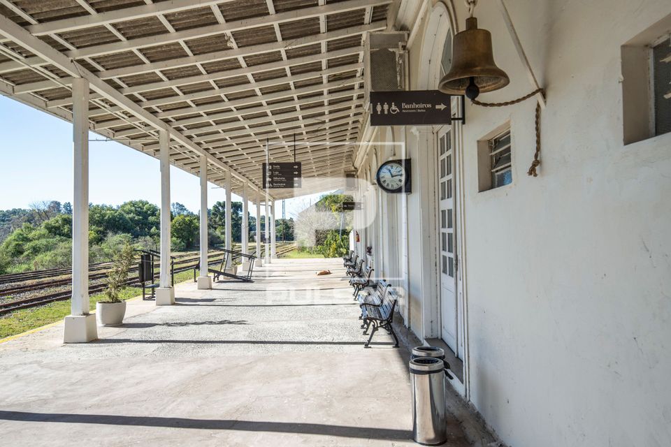 Estação ferroviária - ponto de partida do Trem do Pampa de passeio turístico que liga a estação central 