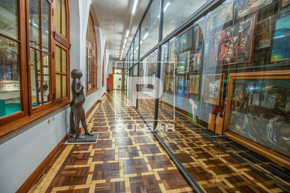 Vista interna do MARGS Museu de Arte do Rio Grande do Sul Ado Malagoli - reserva técnica aberta a visitação