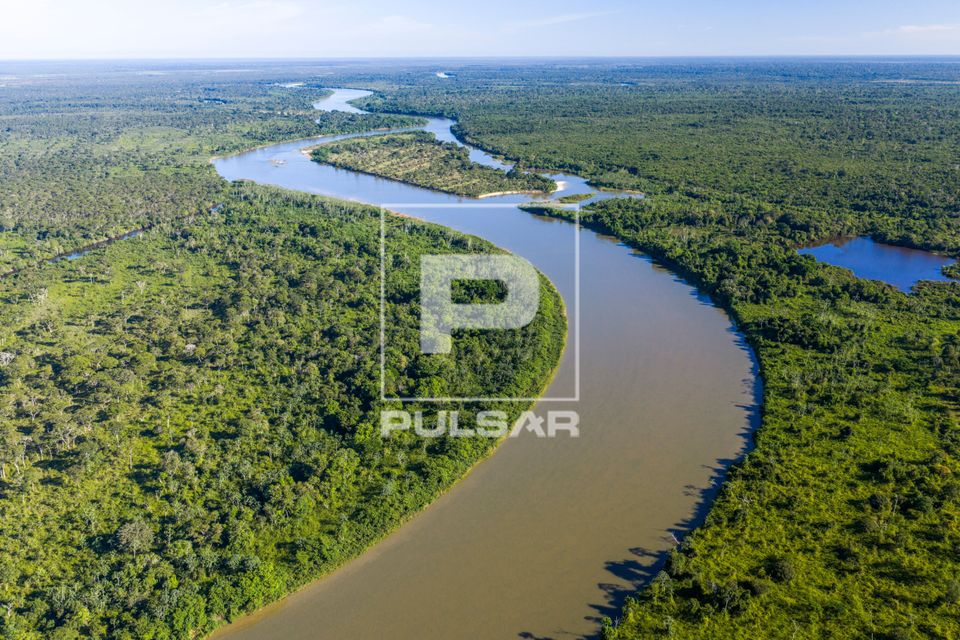 Vista de drone do Rio Culuene ou Kuluene - Parque Indígena do Xingu