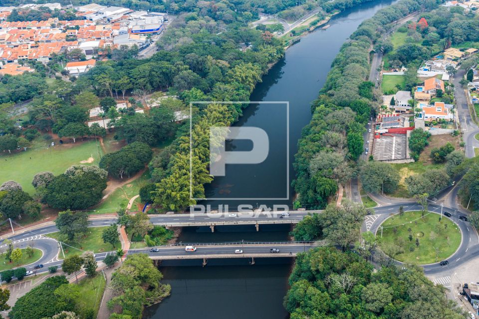 Ponte do Morato ao lado da Ponte Navegador José Luiz Guidotti ou Ponte Nova da Vila Rezende sobre o rio Pirac
