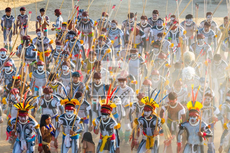 Ritual do Jawari na aldeia Ipavu da etnia Kamaiurá dedicado aos guerreiros mortos - Parque Indígena do Xingu