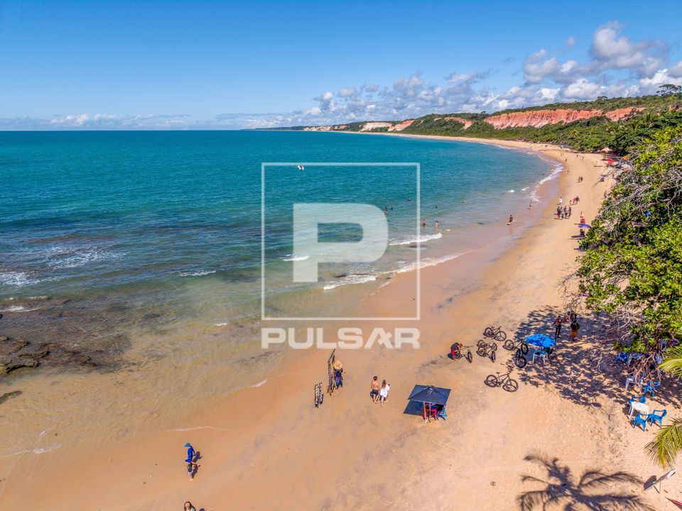Vista de drone da Praia de Pitinga - distrito de Arraial d'Ajuda