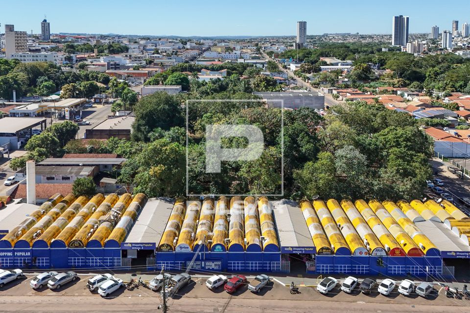 Vista de drone do Shopping Popular do Cais na rua Marechal Rondon no centro da cidade