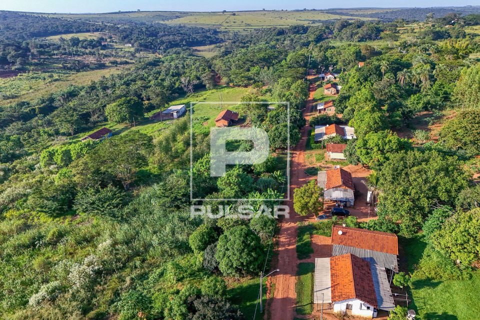 Vista de drone da aldeia Kopenoti da etnia Terena - TI-Terra Indígena Araribá 