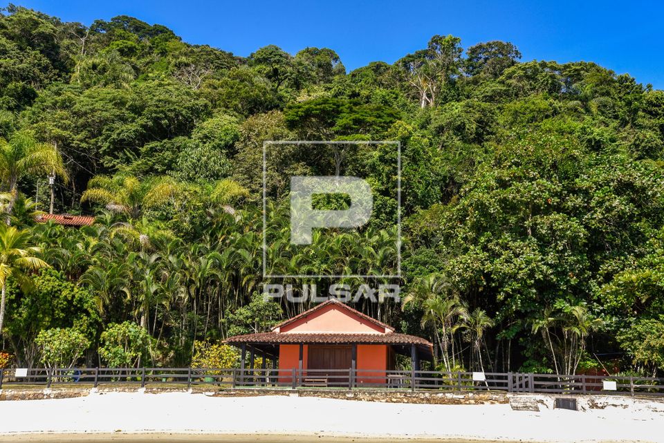 Casa na Praia da Estopa - Ilha de Jaguanum - baía de Mangaratiba - Costa Verde
