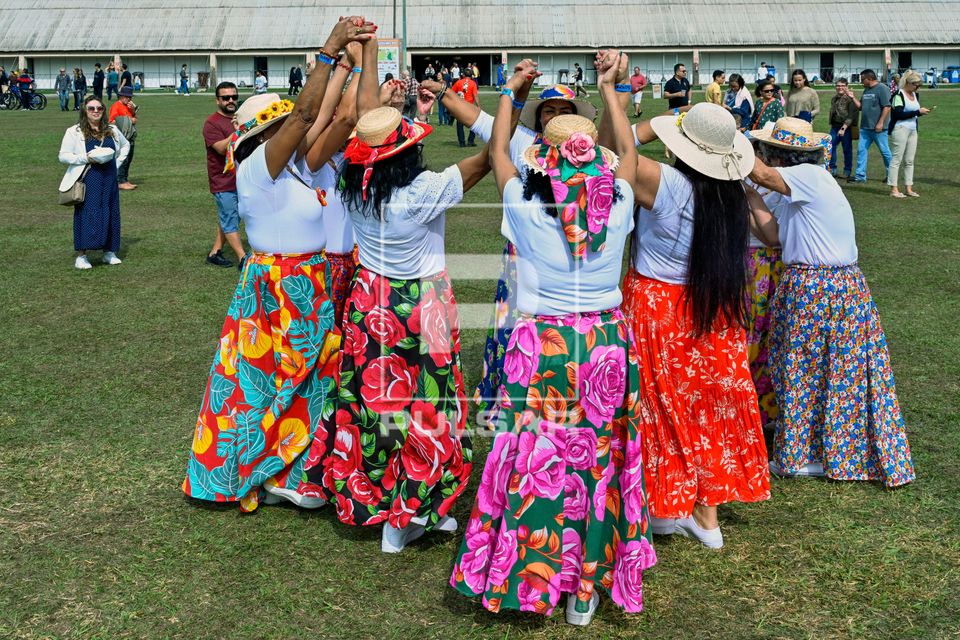 Apresentação do Grupo Aleluia de Fandango Caiçara de São Sebastião de SP no Festival de Cultura Tradicion