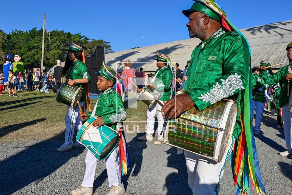 Apresentação do Grupo Congada Santa Efigênia de Mogi das Cruzes - SP no Festival de Cultura Tradicional Pau