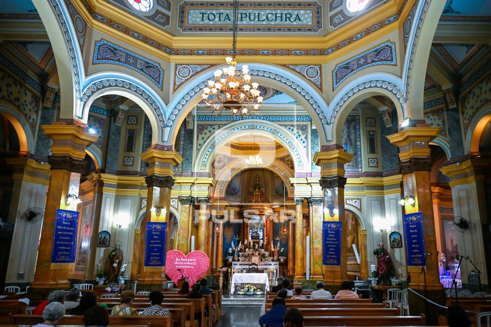 Vista interna da Paróquia Nossa Senhora Achiropita durante comemoração da 100ª edição da Festa da Achiro