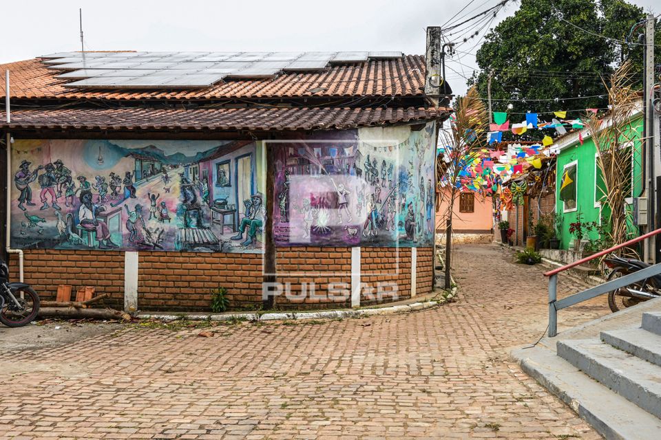 Grafite - obra de Salomão Zalcbergas na Vila do Capão - distrito de Caeté-Açú na Chapada Diamantina
