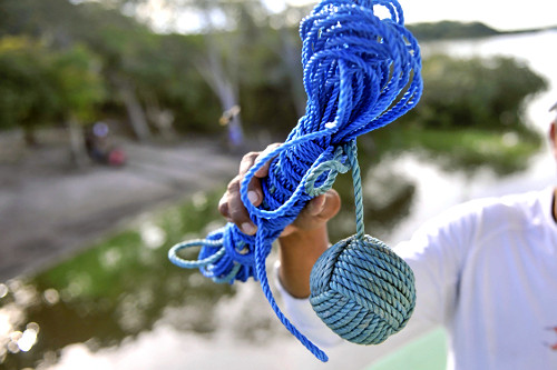 Pinha da retinida - artefato para arremesso utilizado para atracar o barco - 