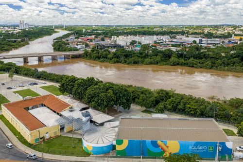Vista de drone do Museu do Rio Cuiabá Hid Alfredo Scaff e Aquário Municipal Justino Malheiros - Rio Cuiabá 