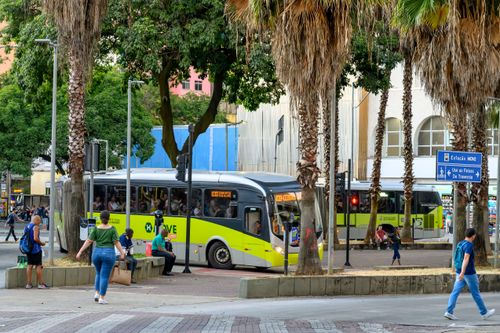 Terminal urbano do BRT Sistema Rápido por Ônibus MOVE no centro da cidade