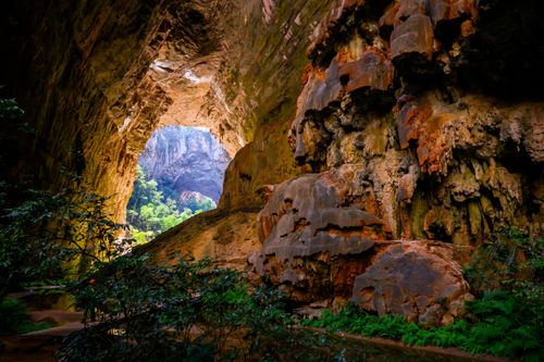 Gruta do Janelão - Parque Nacional Cavernas do Peruaçu - transição dos biomas caatinga e cerrado - Mosaico